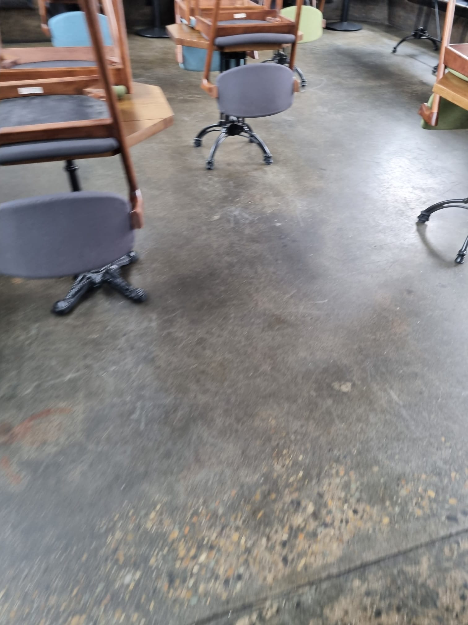 Pub Cleaning